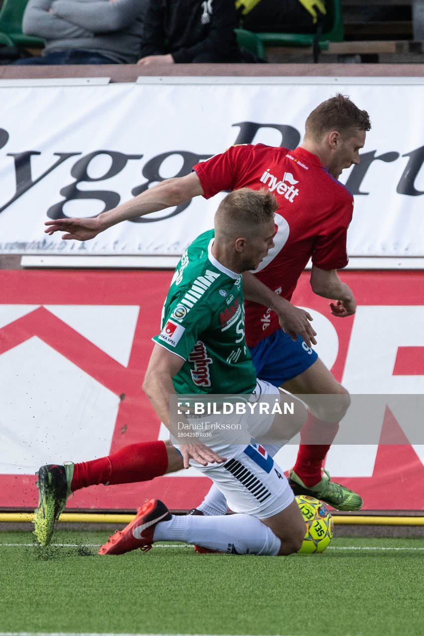 Brages Mattias Liljestrand och Helsingborgs Andri Runar