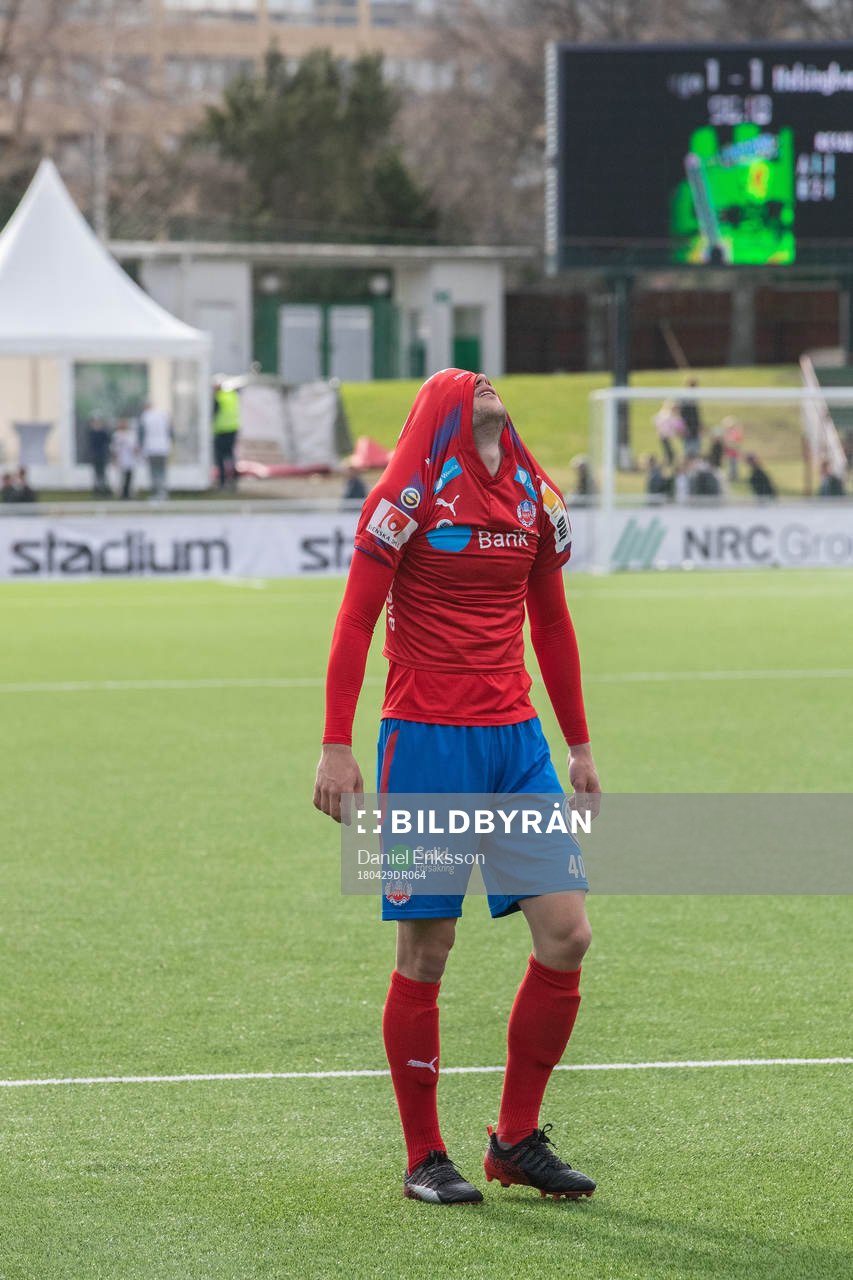 Helsingborgs Mattias Almeida  i fotbollsmatchen i superettan mellan Brage och Helsingborg den 29 april 2018 i Borlänge.