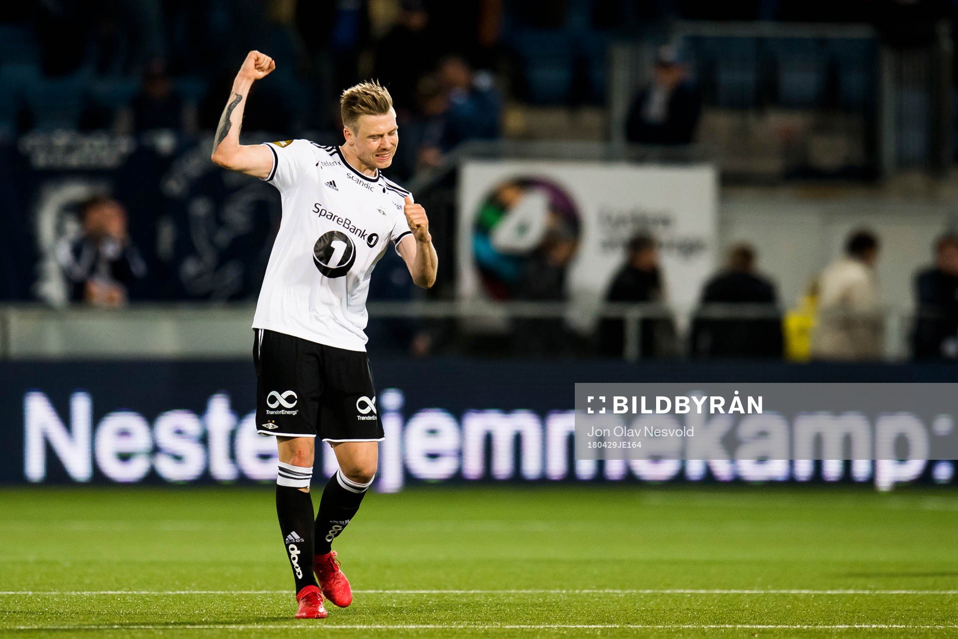 Alexander Søderlund of Rosenborg celebrates