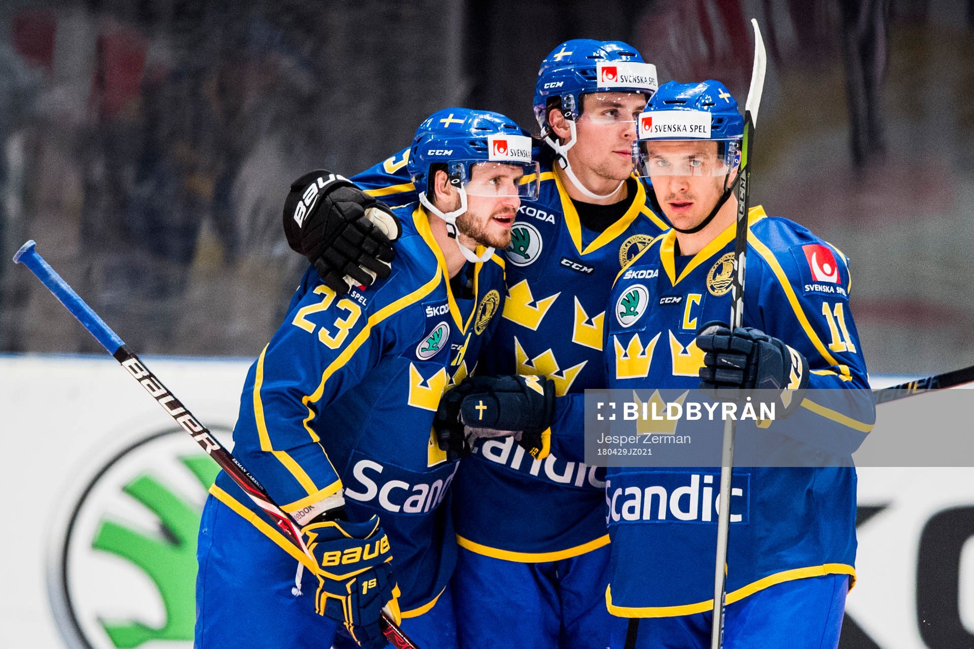 Sveriges Oliver Ekman Larsson jublar