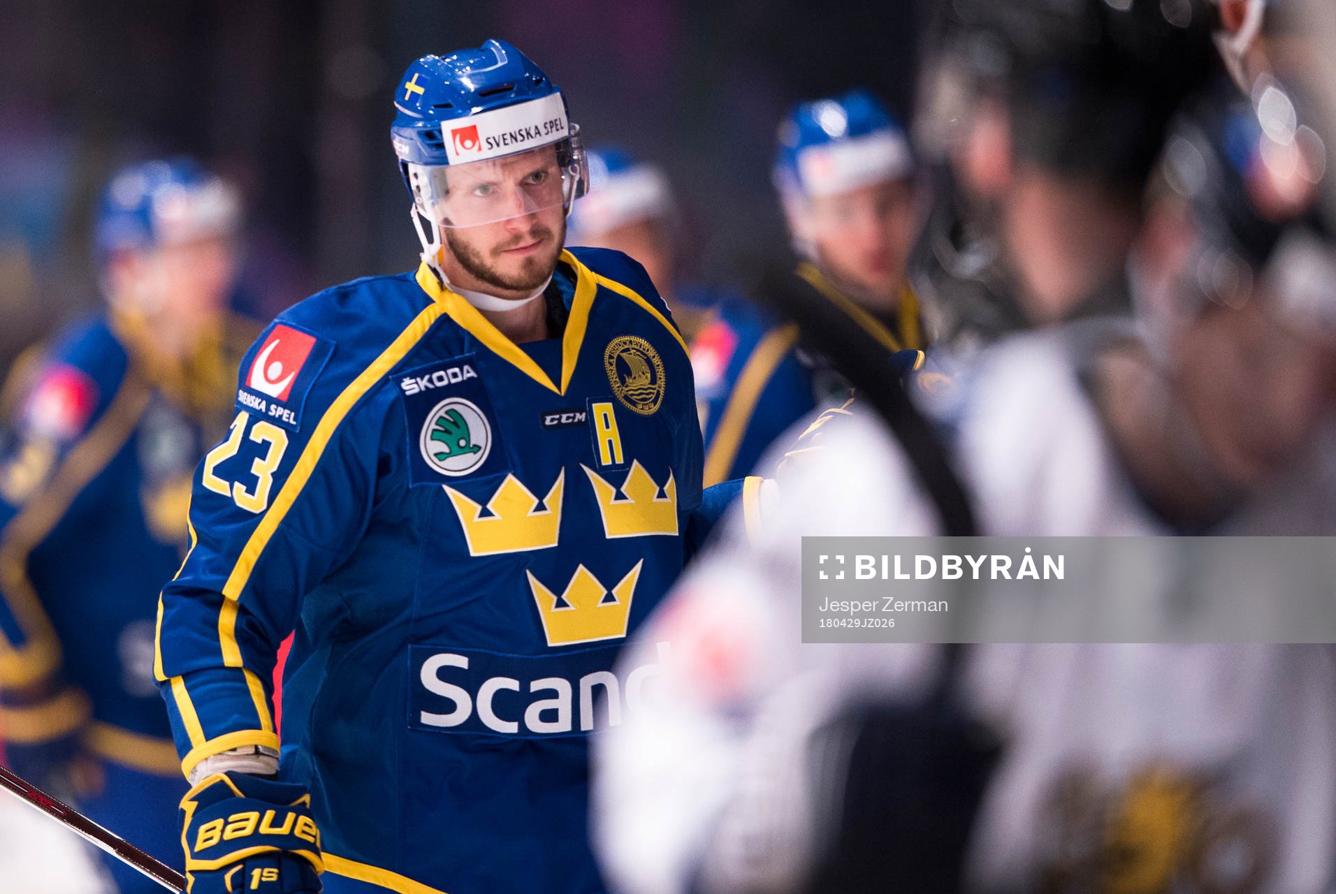 Sveriges Oliver Ekman Larsson jublar