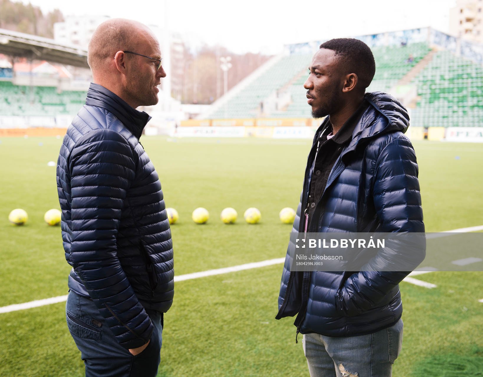 Sundsvalls tränare Joel Cedergren och Chidi Dauda Omeje