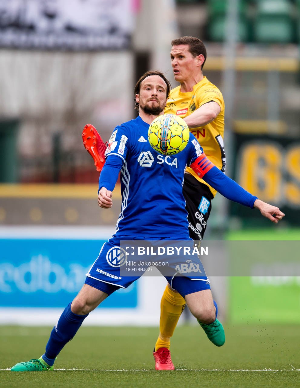 Elfsborgs Jon Jönsson och Sundsvalls Linus Hallenius