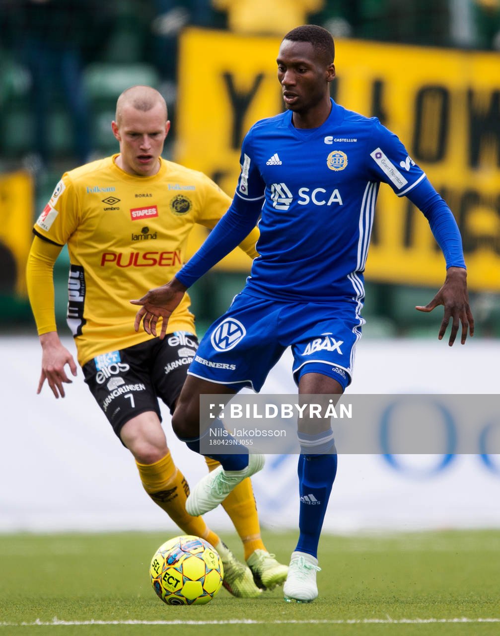 Elfsborgs Daniel Gustavsson och Sundsvalls Peter Wilson