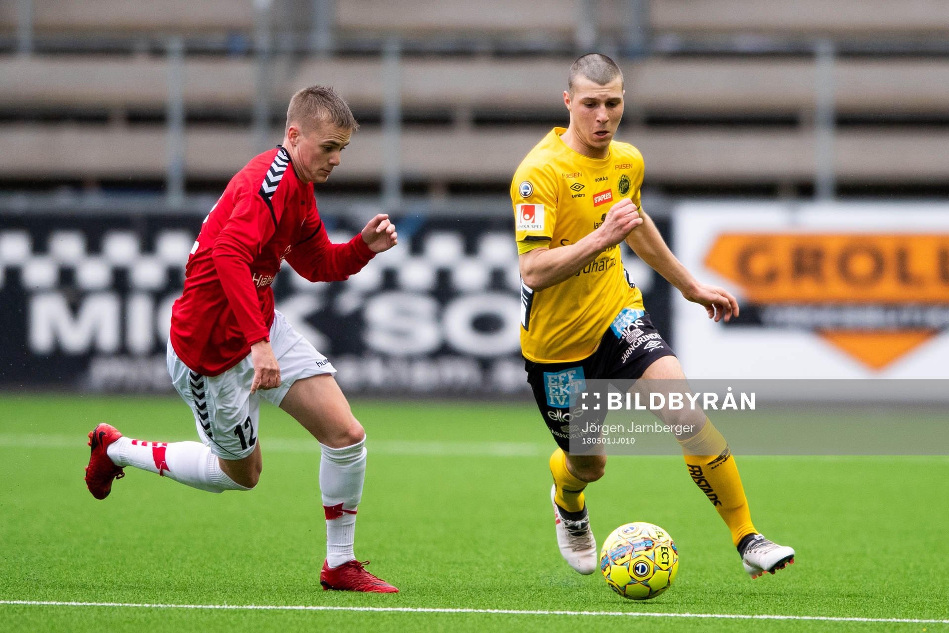 Elfsborgs Mattias Özgün och Kalmars Johan Arvidsson
