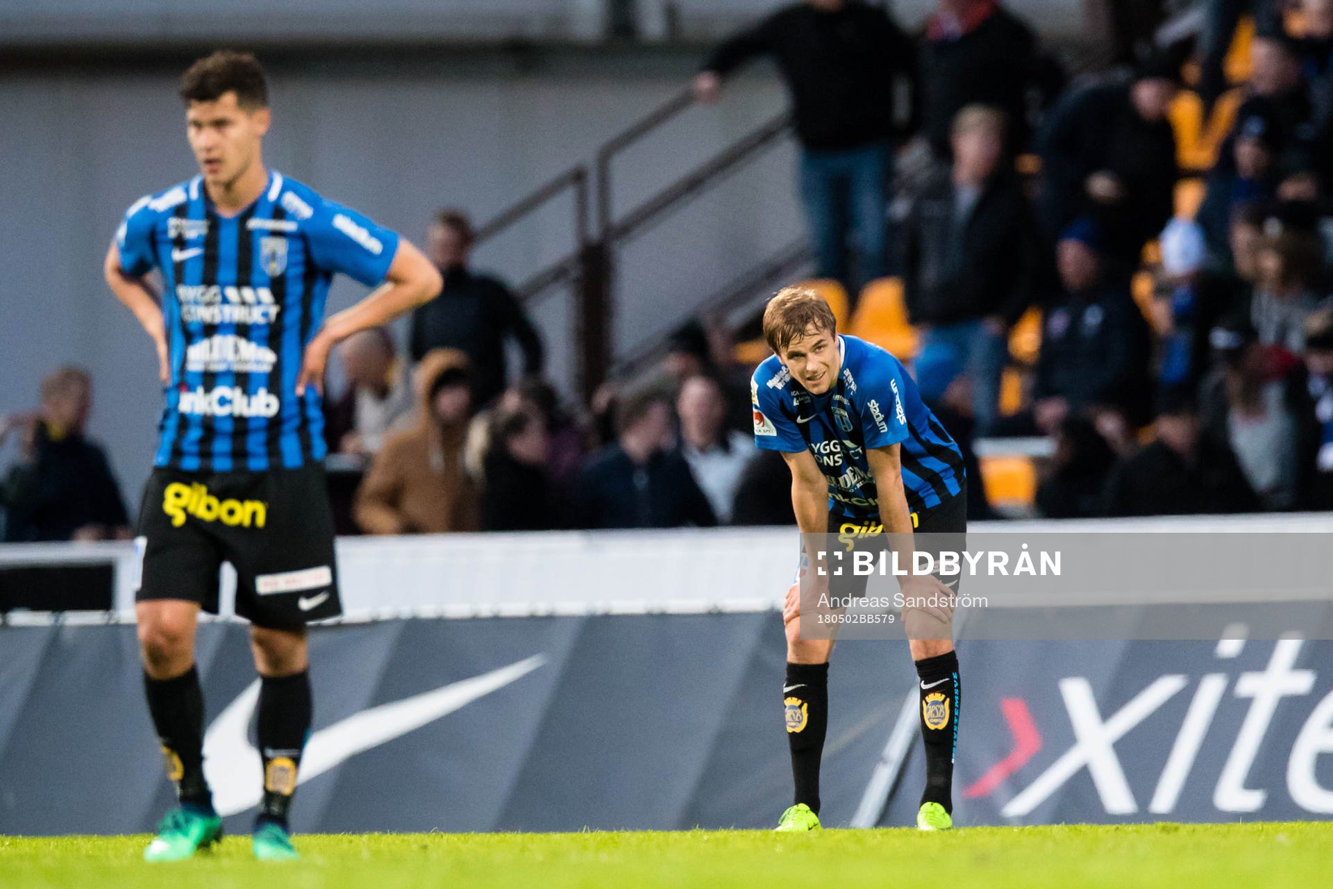 Sirius Oscar Pehrsson (m) deppar med Mauricio Albornoz (v)