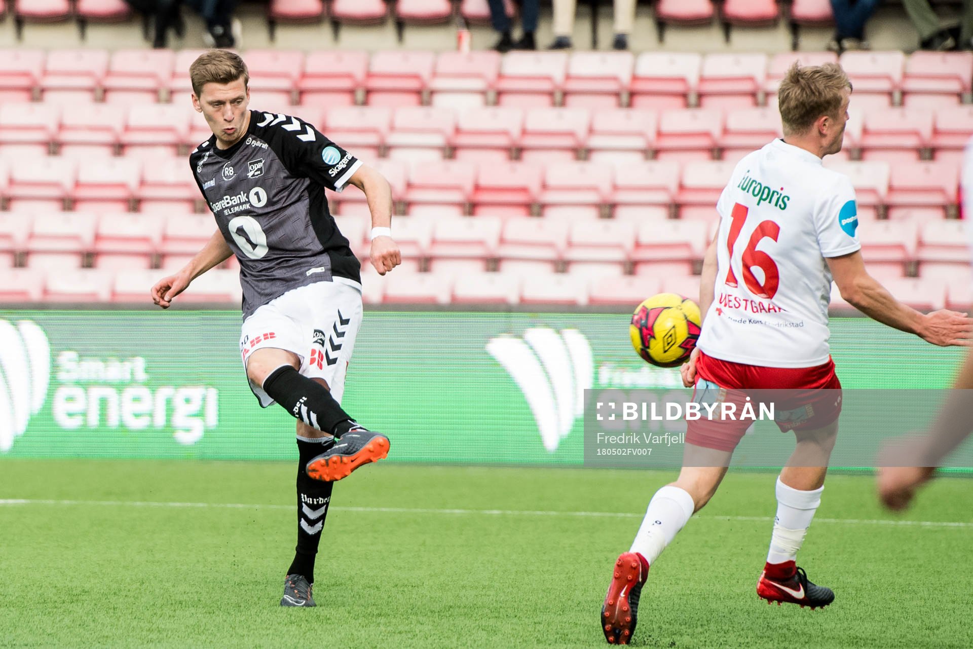 Tobias Lauritsen of Odd scores 0-1