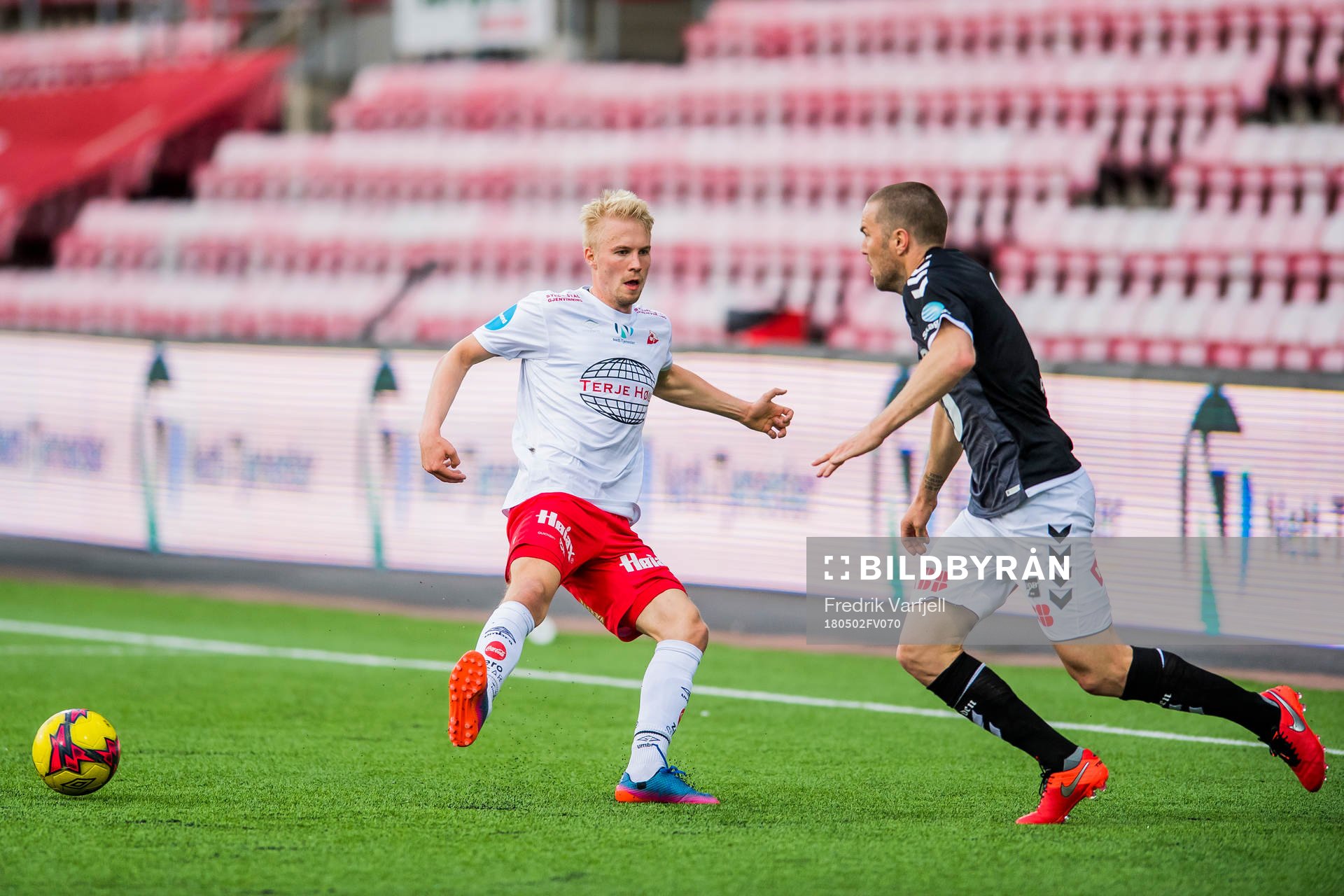 Joona Veteli of Fredrikstad and Espen Ruud of Odd