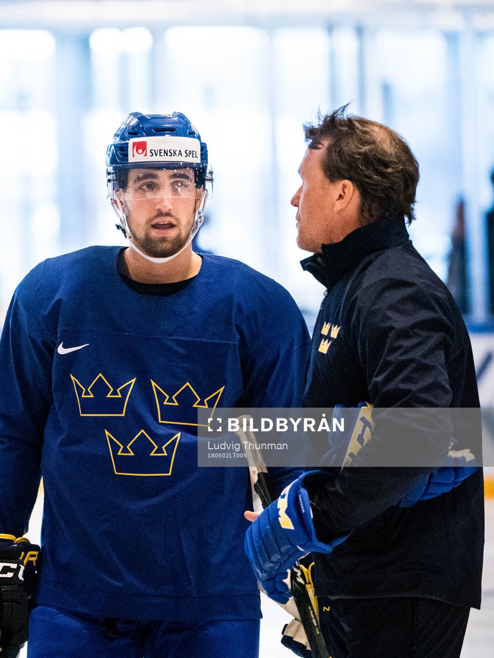 Sveriges Erik Gustafsson och assisterande tränare Johan