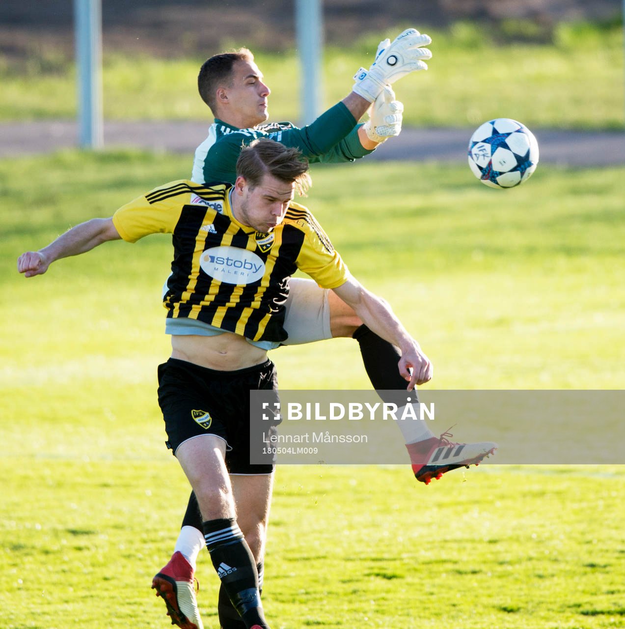 IFK Hässleholms Filip Ranmo i matchen i division 2 mellan