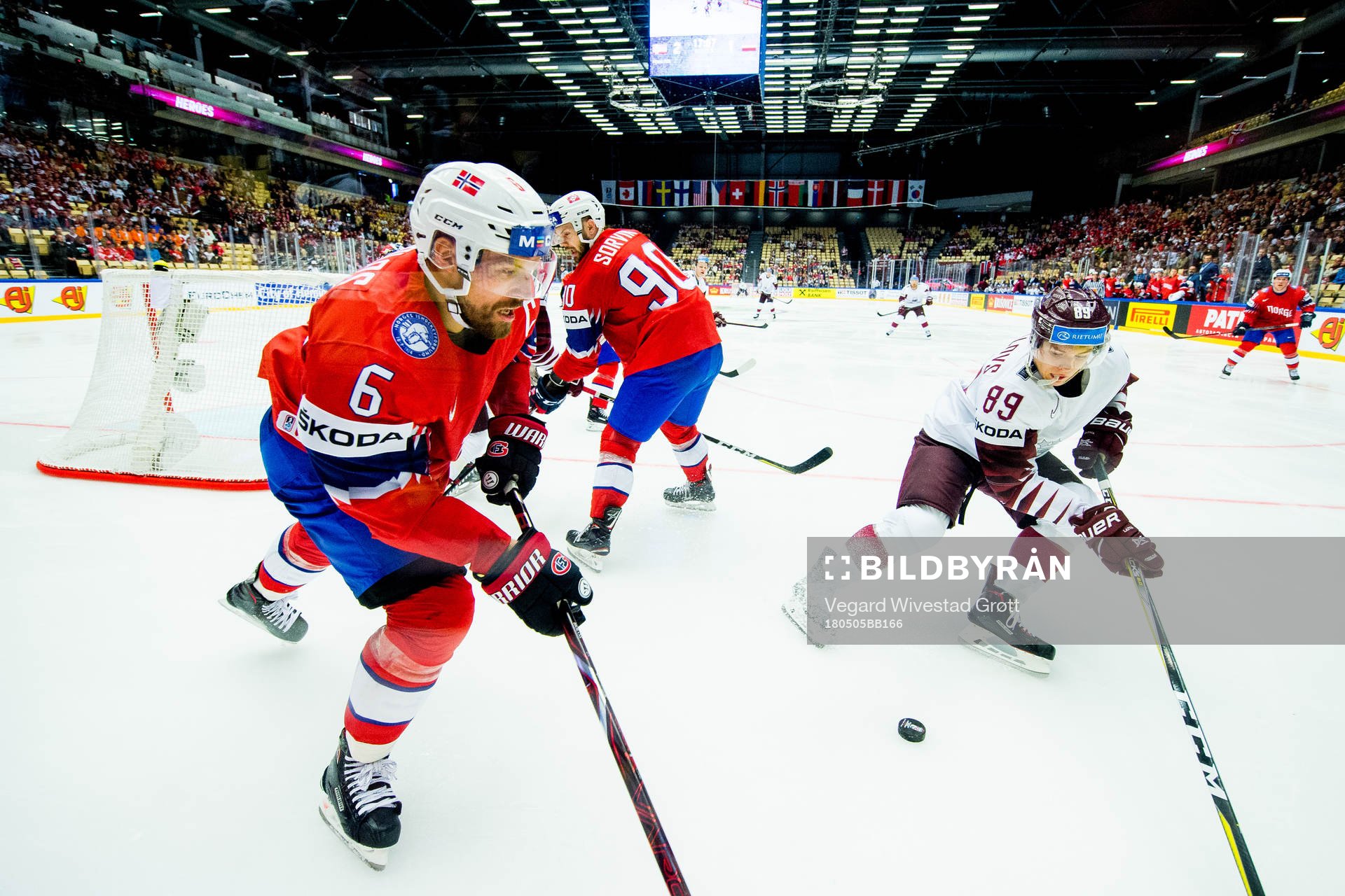 Jonas Holøs of Norway and Nikita Jevpalovs of Latvia