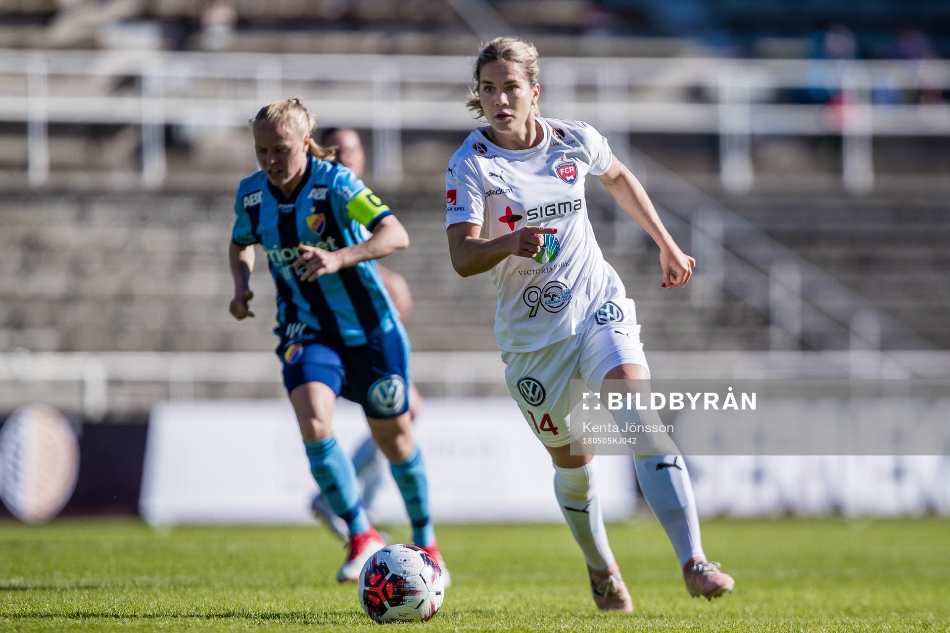 Rosengårds Hanna Folkesson och Djurgårdens Mia Jalkerud
