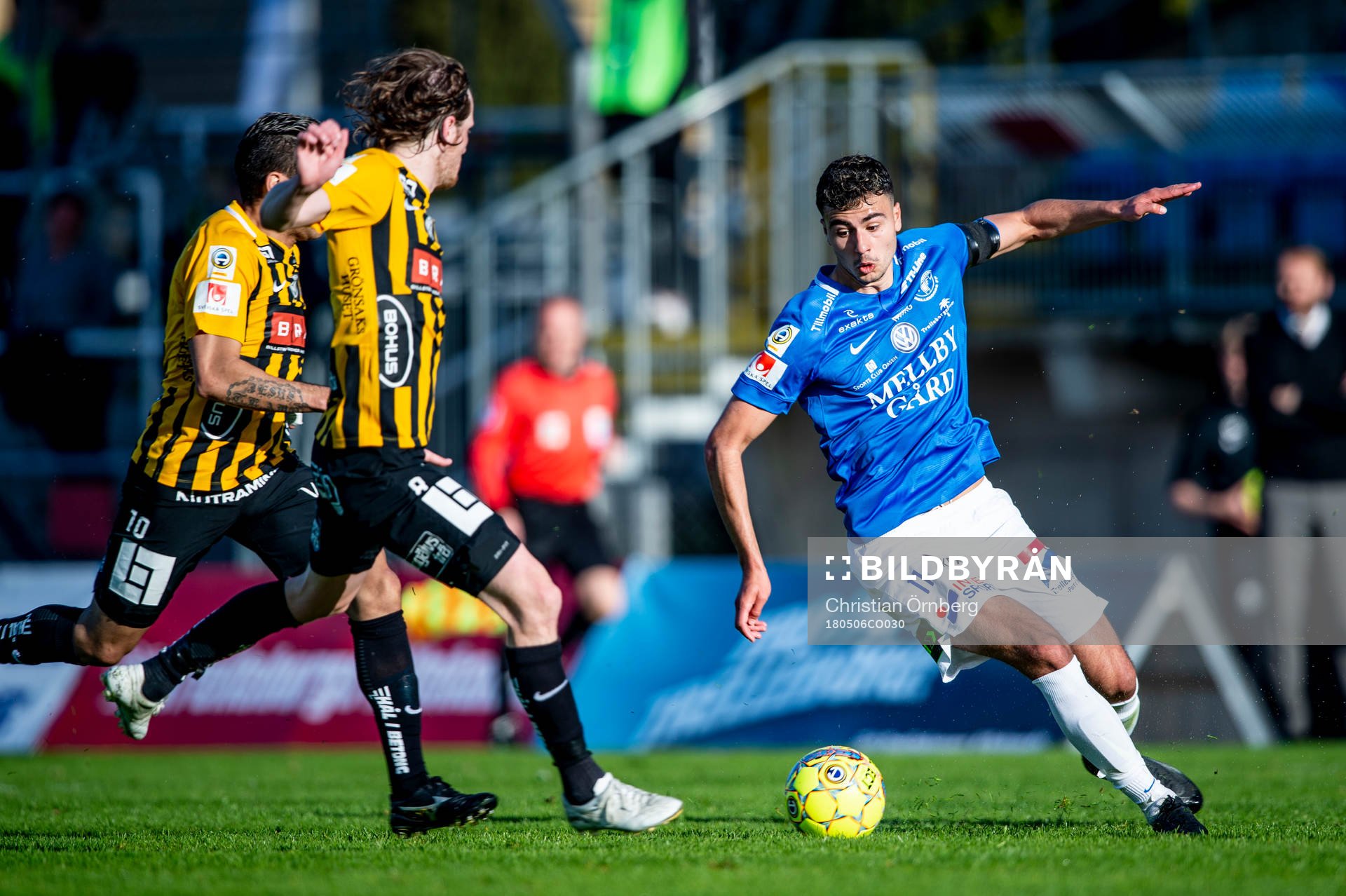 Trelleborgs Deniz Hümmet mot Häckens Paulinho och Erik