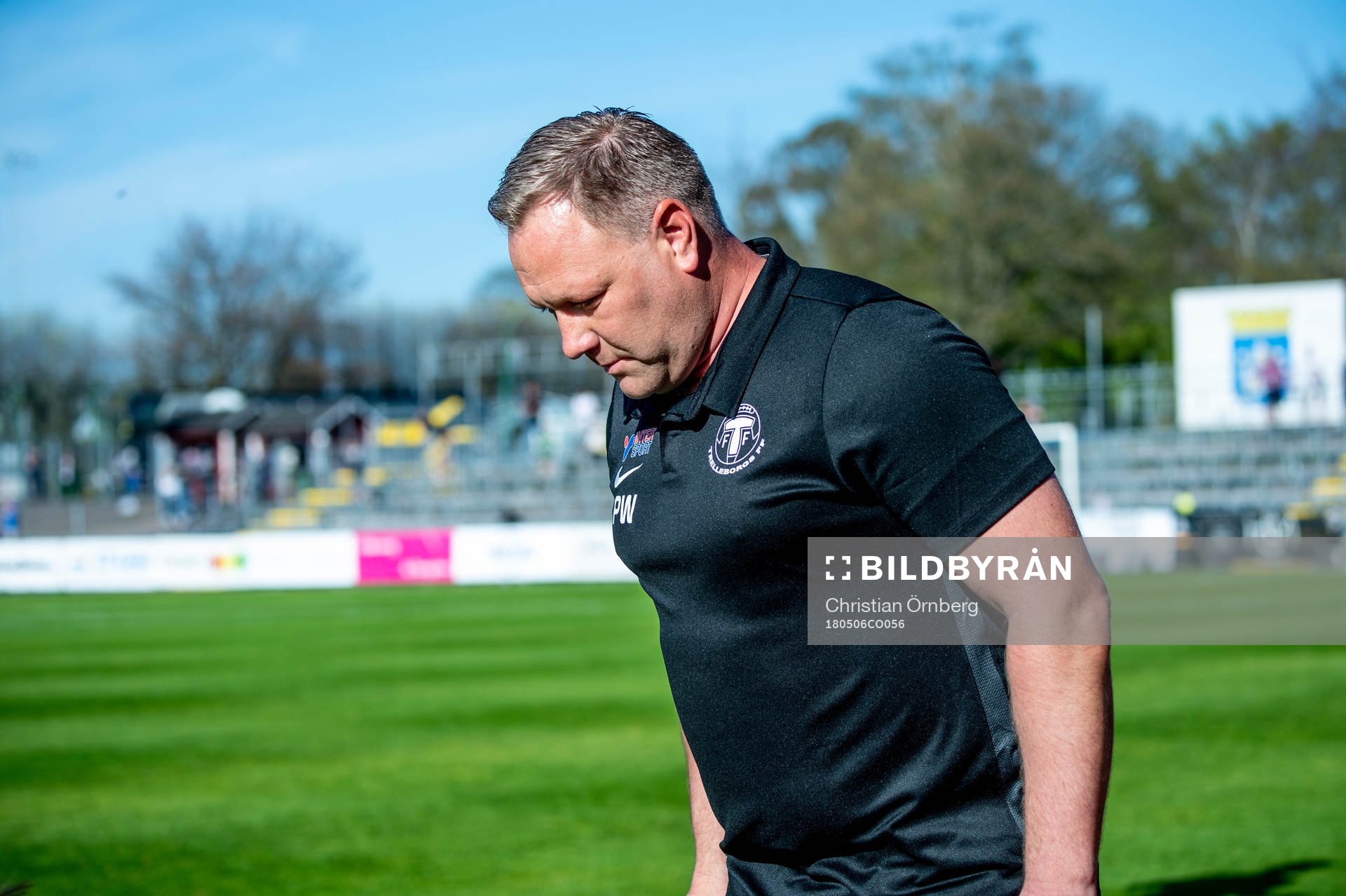 Trelleborgs tränare Patrick Winqvist deppar