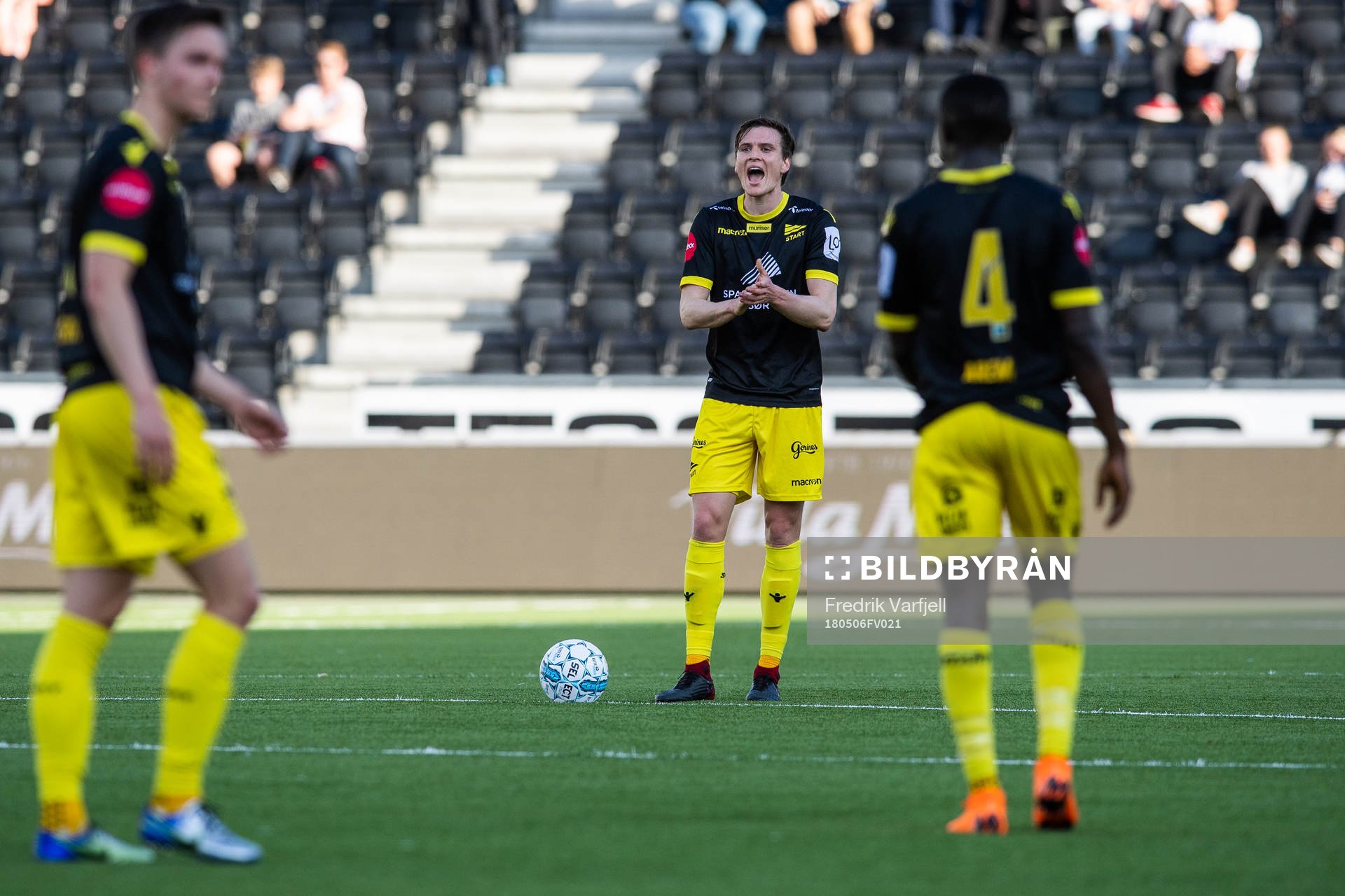 Kristjan Floki Finnbogason of Start looks dejected