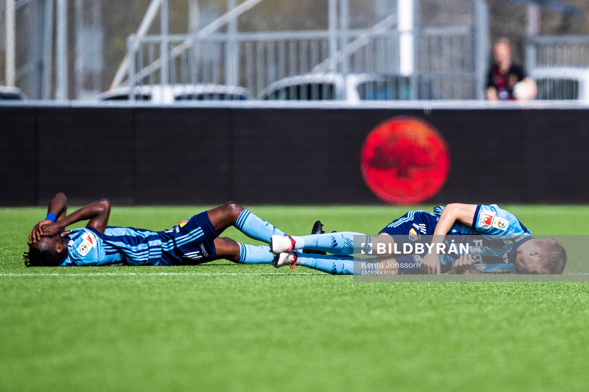 Djurgårdens Philana Tinotenda Kadewere (v) och Jonathan