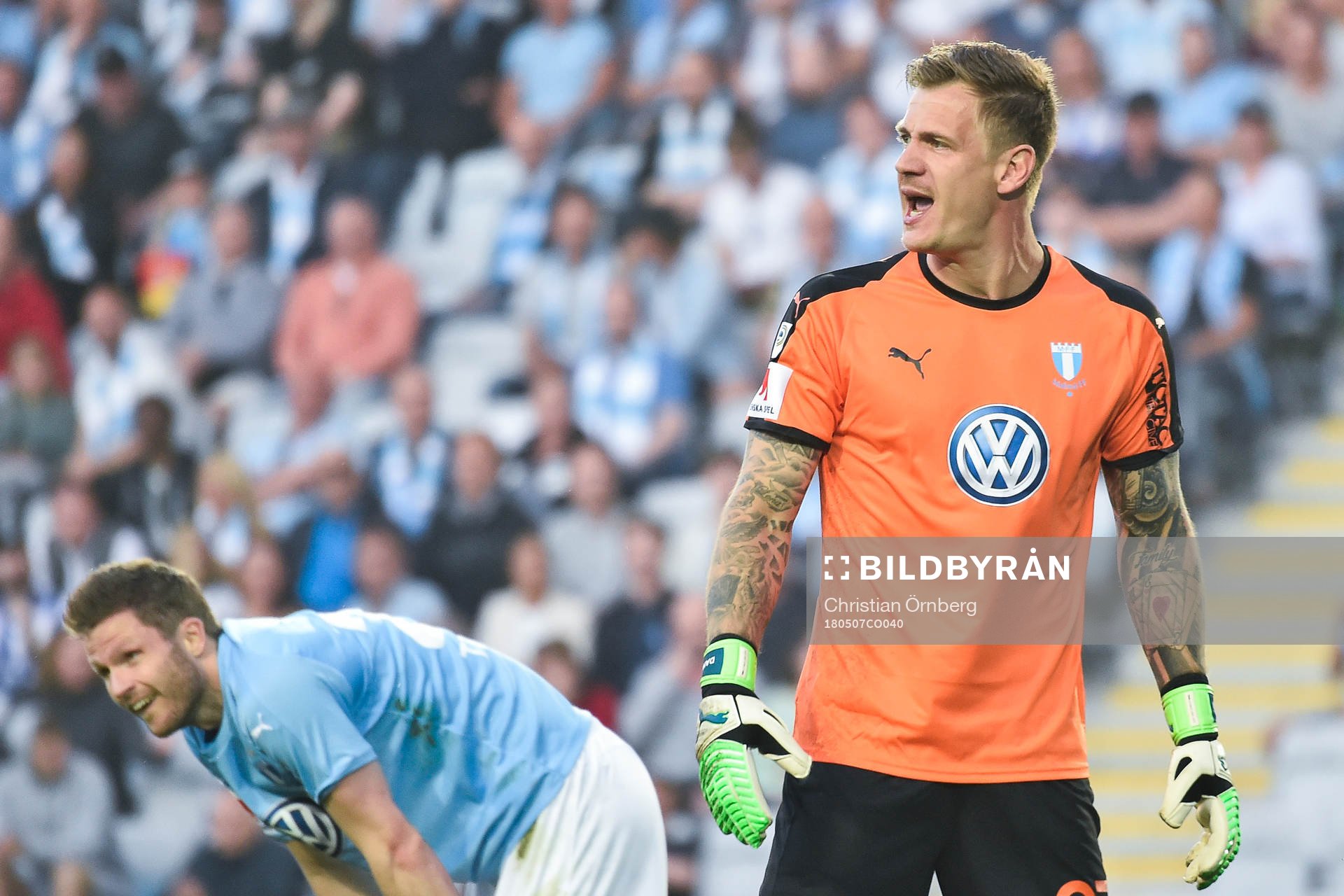 Malmö FFs målvakt Johan Dahlin deppar