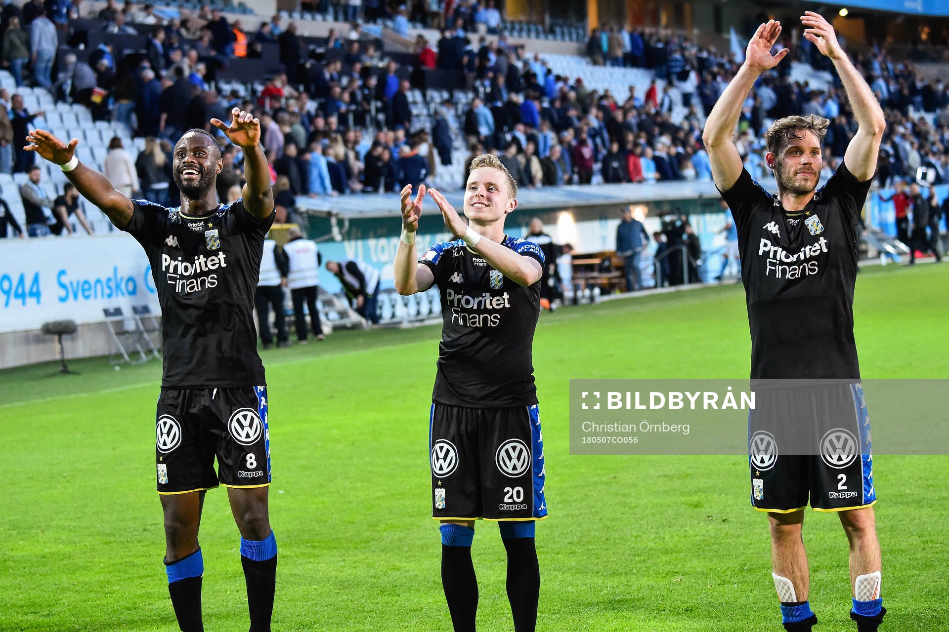 IFK Göteborgs Vajebah Kaliefah Sakor, Victor Wernersson och Emil Salomonsson jublar efter vinsten i fotbollsmatchen i Allsvenskan mellan Malmö FF och IFK Göteborg den 7 maj 2018 i Malmö.