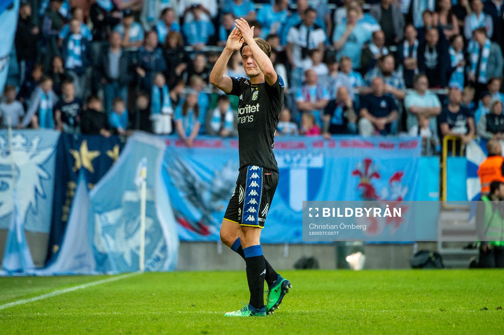 IFK Göteborgs August Erlingmark byts ut