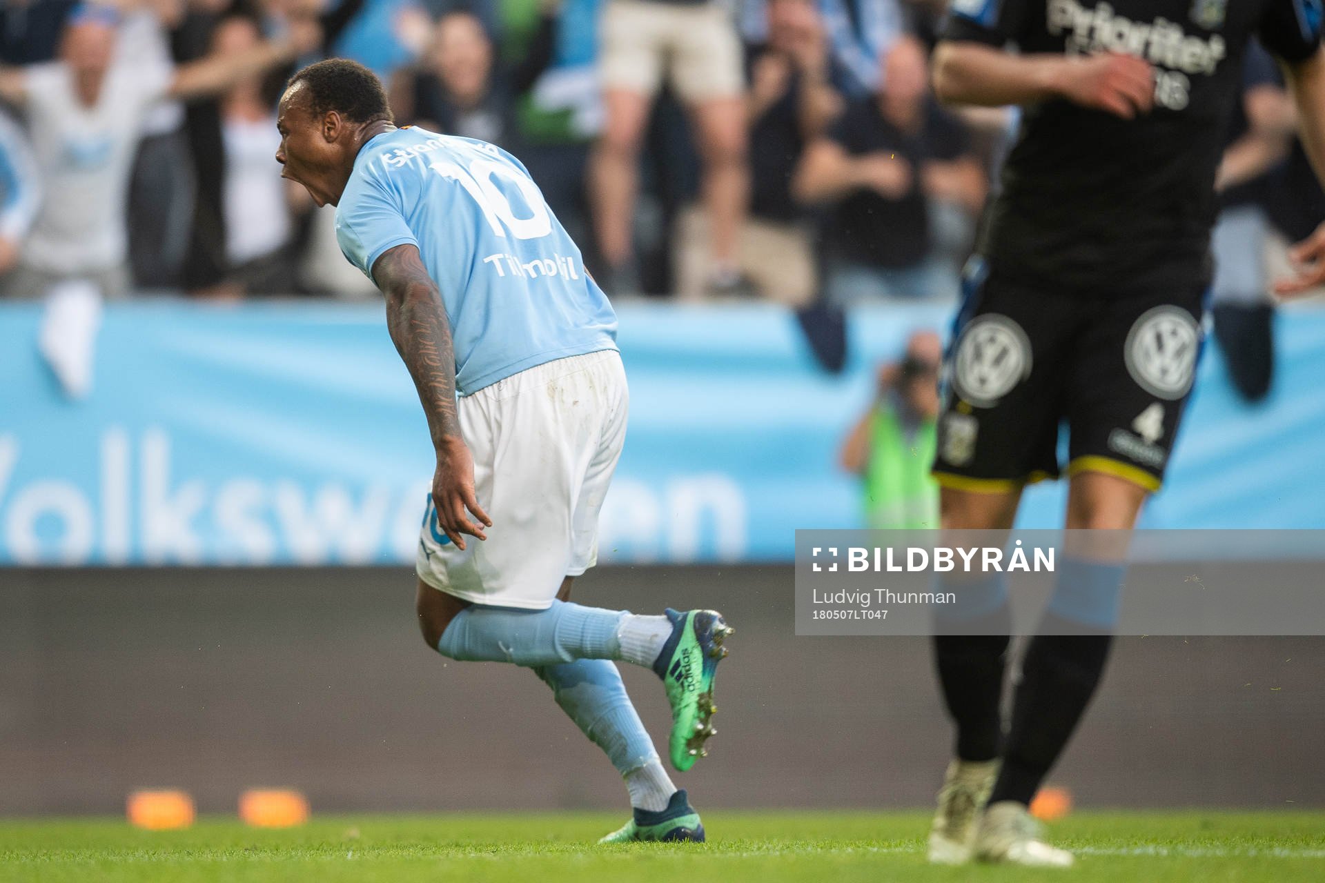 Malmö FFs Carlos Strandberg jublar