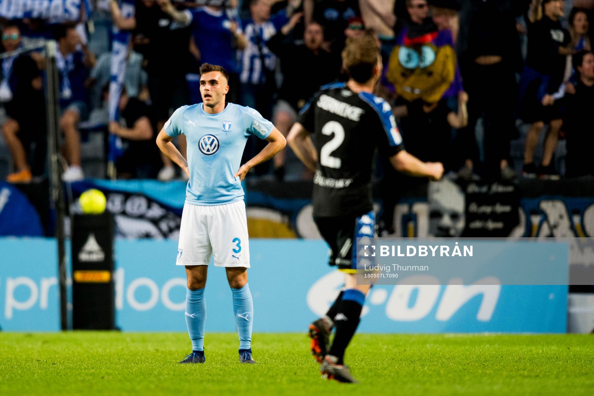 Malmö FFs Egzon Binaku deppar
