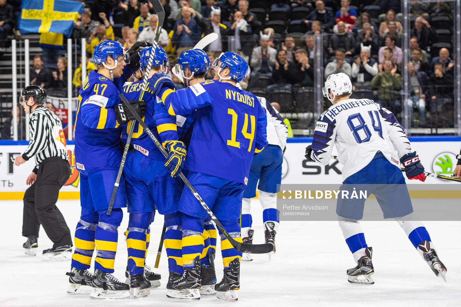 Sveriges Mikael Backlund jublar