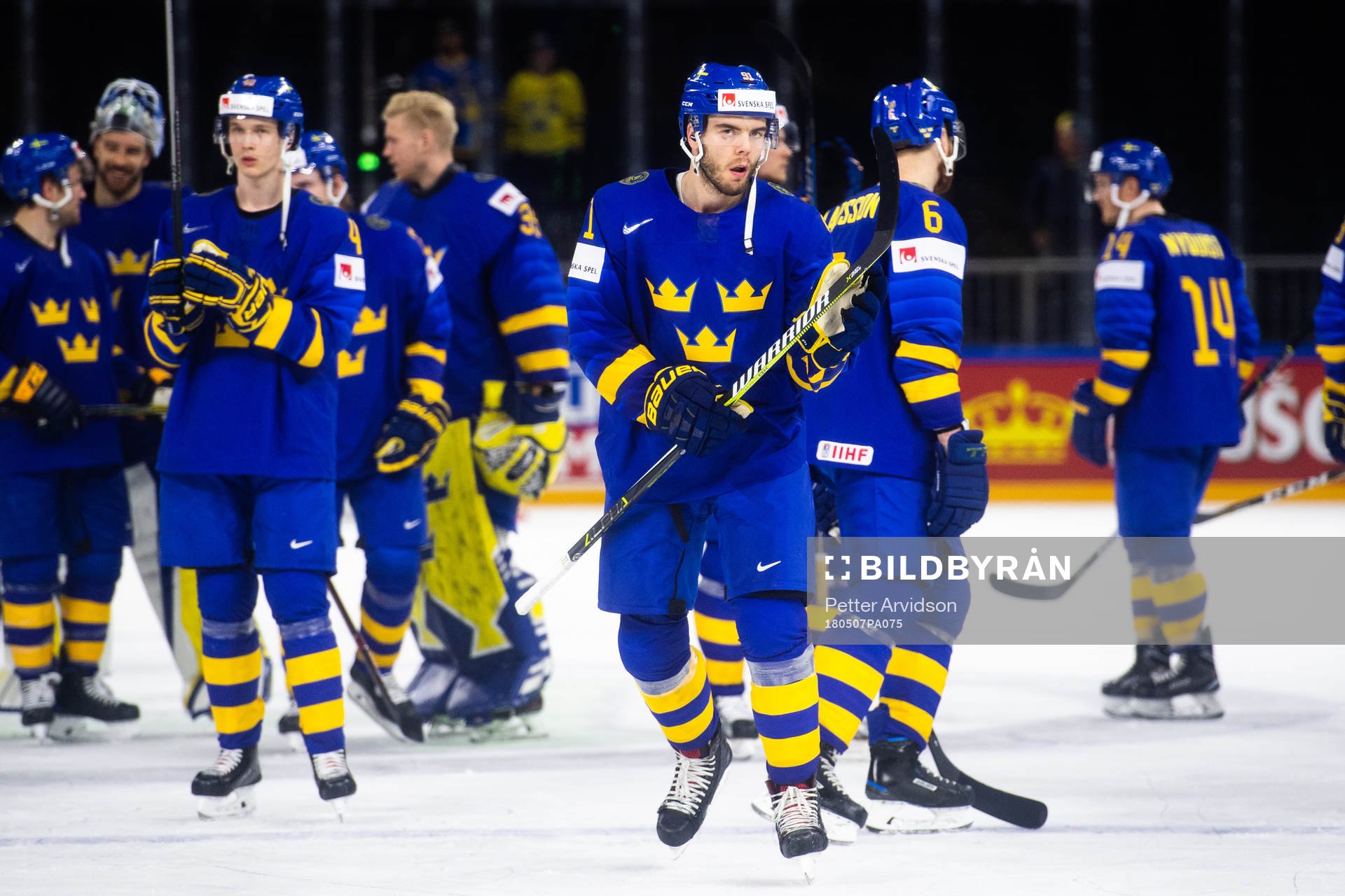 Sveriges Magnus Pääjärvi-Svensson jublar och tackar