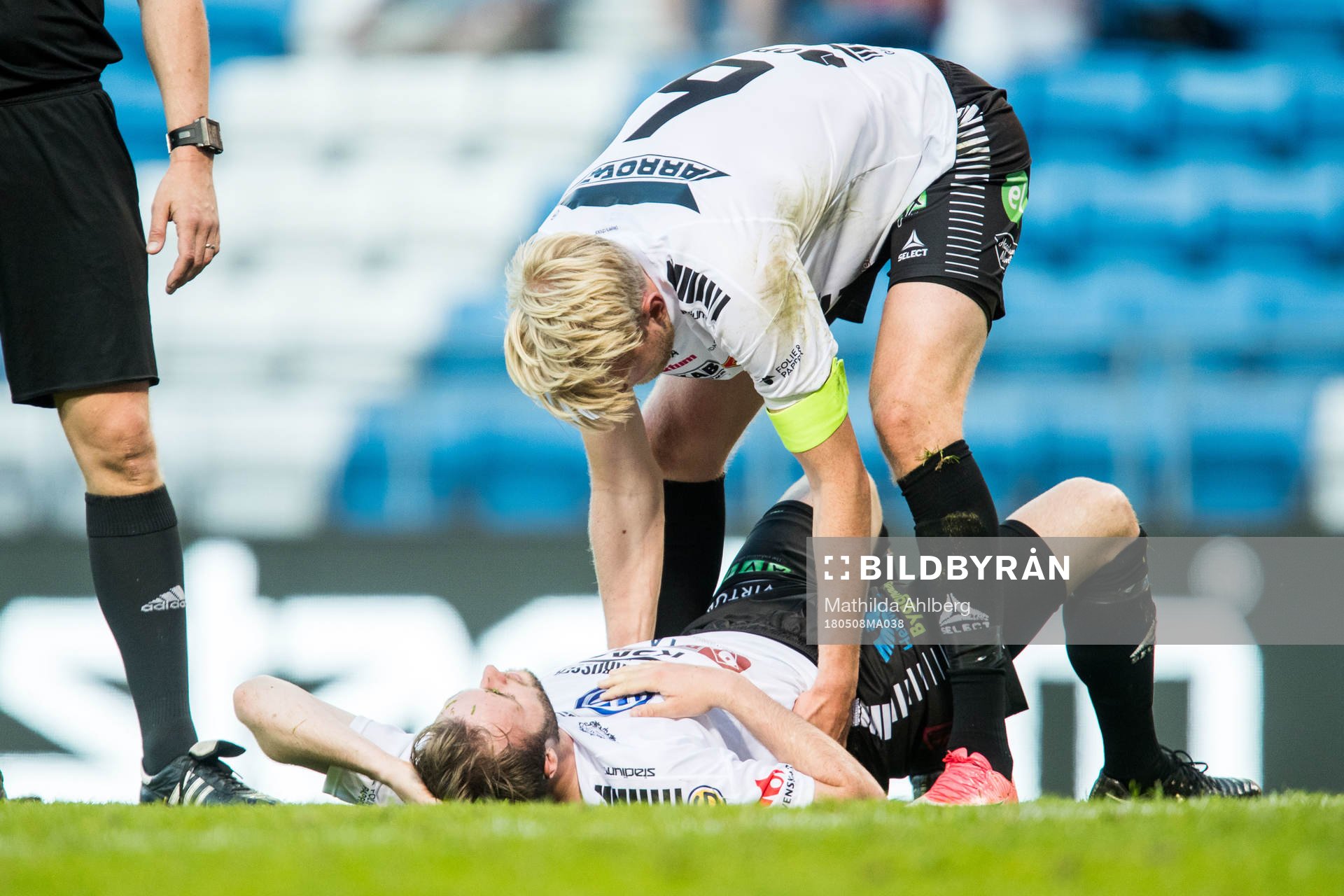 GAIS Niklas Olsson får hjälp av Calle Nyström