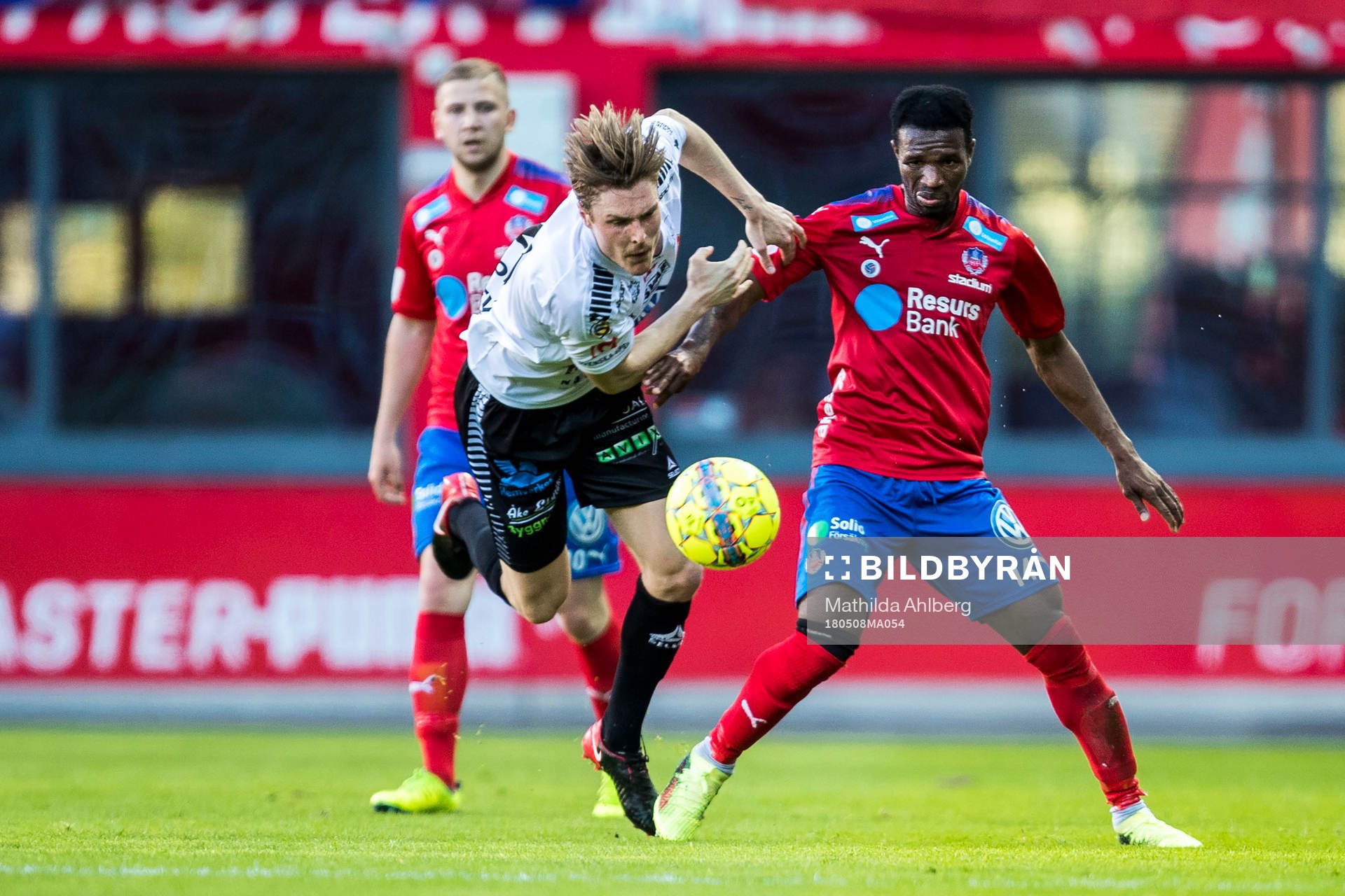 GAIS Marcus Bergholtz och Helsingborgs Mohammed Abubakari