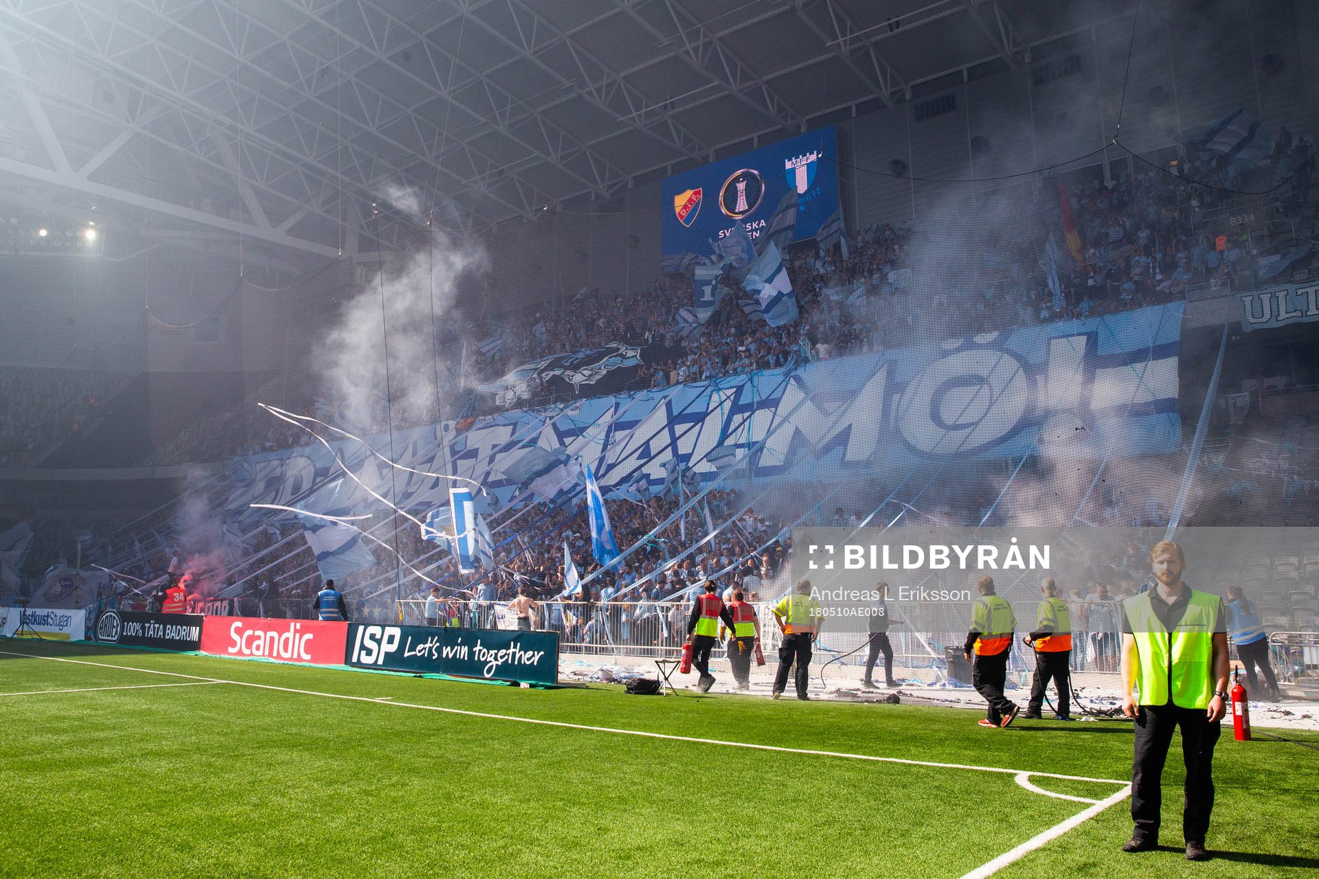 Matchstarten uppskjuten på grund av rök
