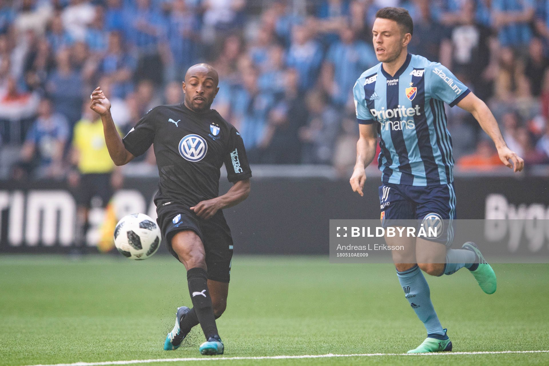 Malmö FFs Fouad Bachirou och Djurgårdens Kerim Mrabti