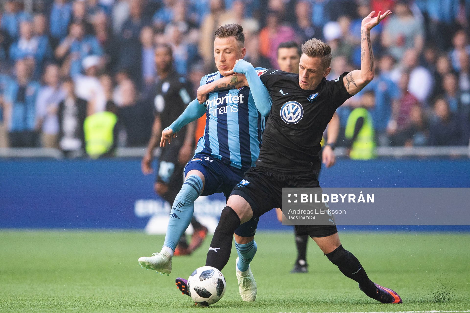 Djurgårdens Fredrik Ulvestad och Malmö FFs Sören Rieks i