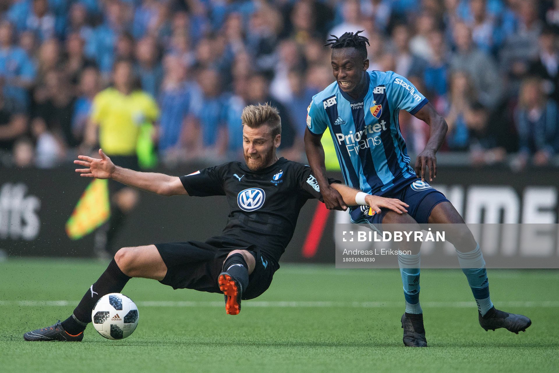Malmö FFs Rasmus Bengtsson och Djurgårdens Philana