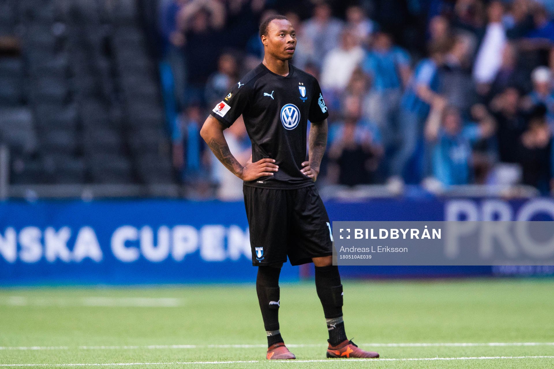 Malmö FFs Carlos Strandberg deppar