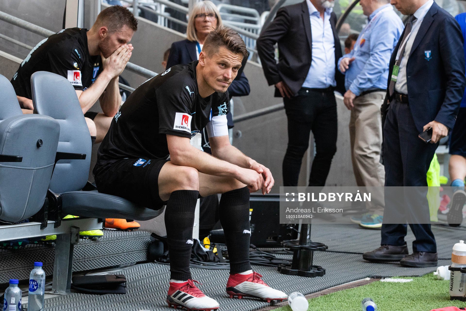 Malmö FFs Markus Rosenberg deppar på bänken