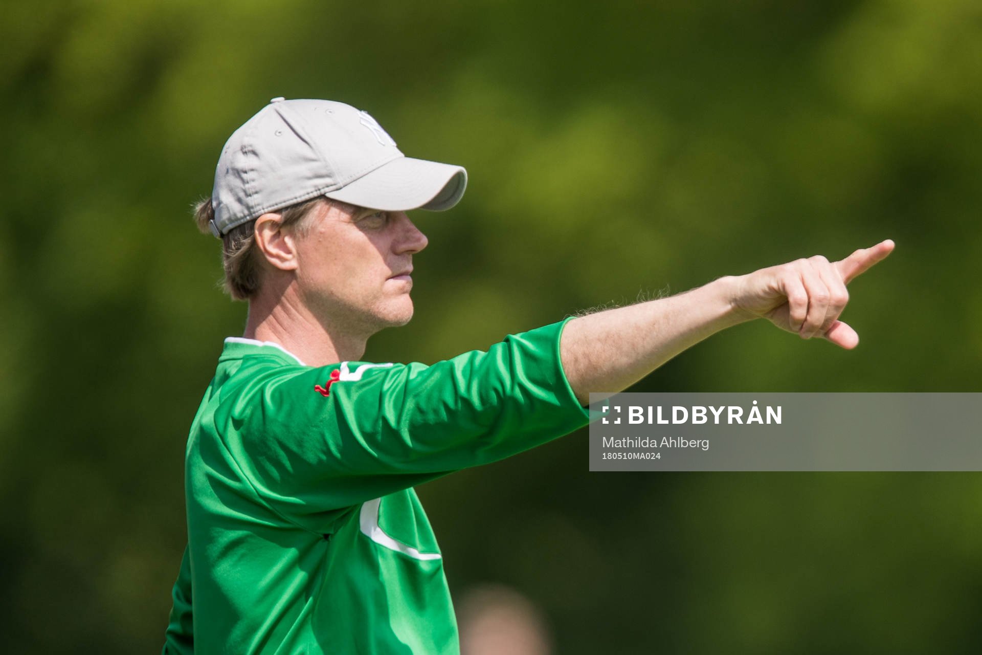  Högaborgs tränare Patrik Sundström under fotbollsmatchen i Division 2 mellan Hittarp och Högaborg den 10 maj 2018 i Helsingborg.