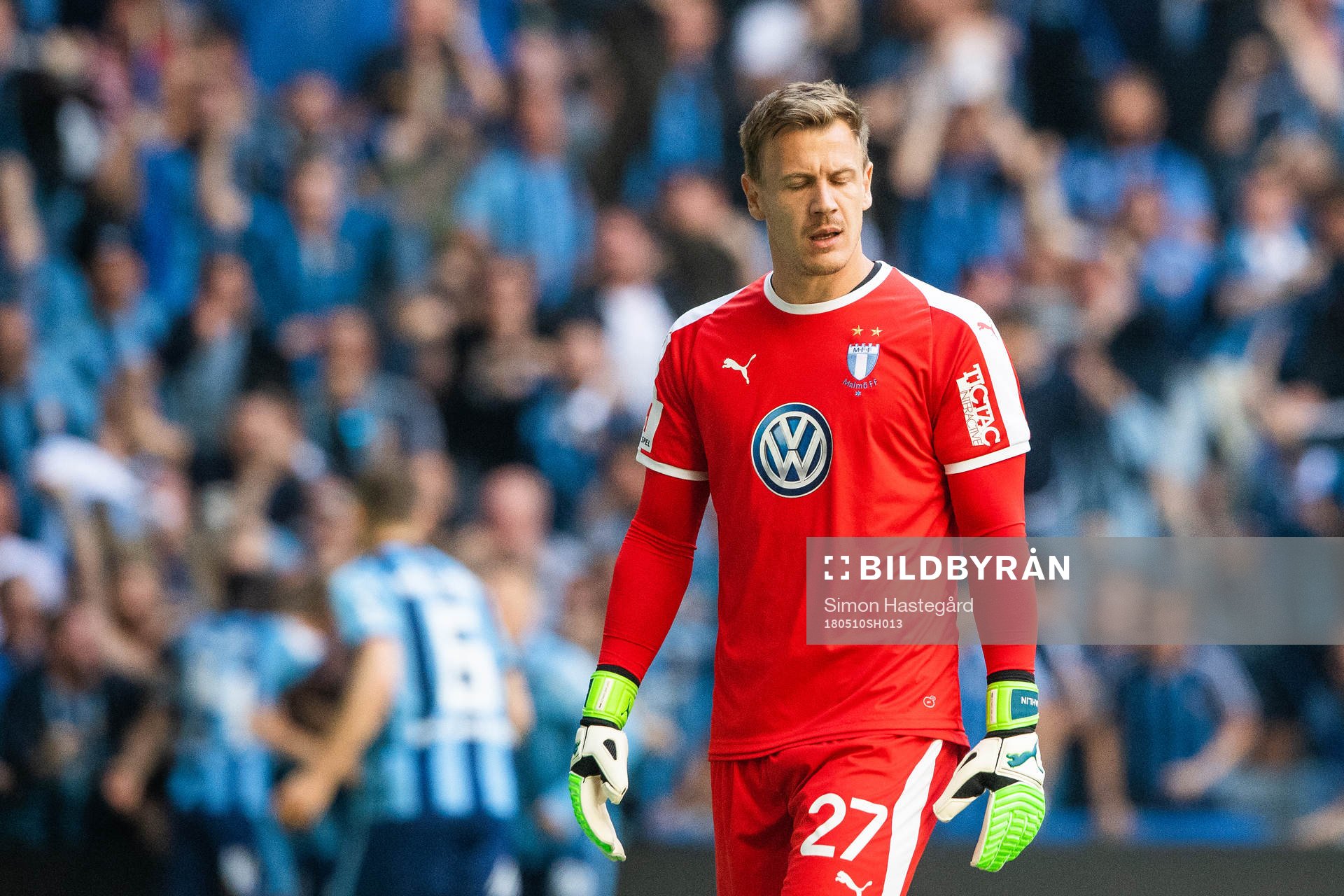 Malmö FFs målvakt Johan Dahlin deppar