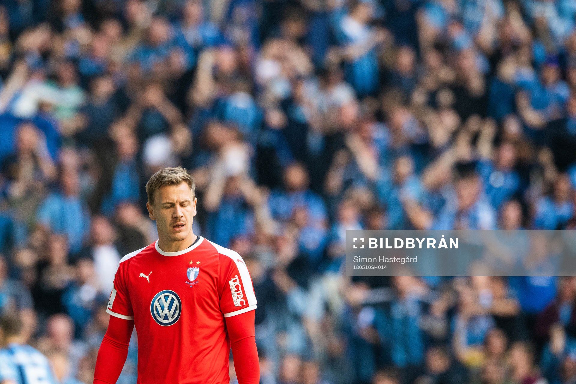 Malmö FFs målvakt Johan Dahlin deppar