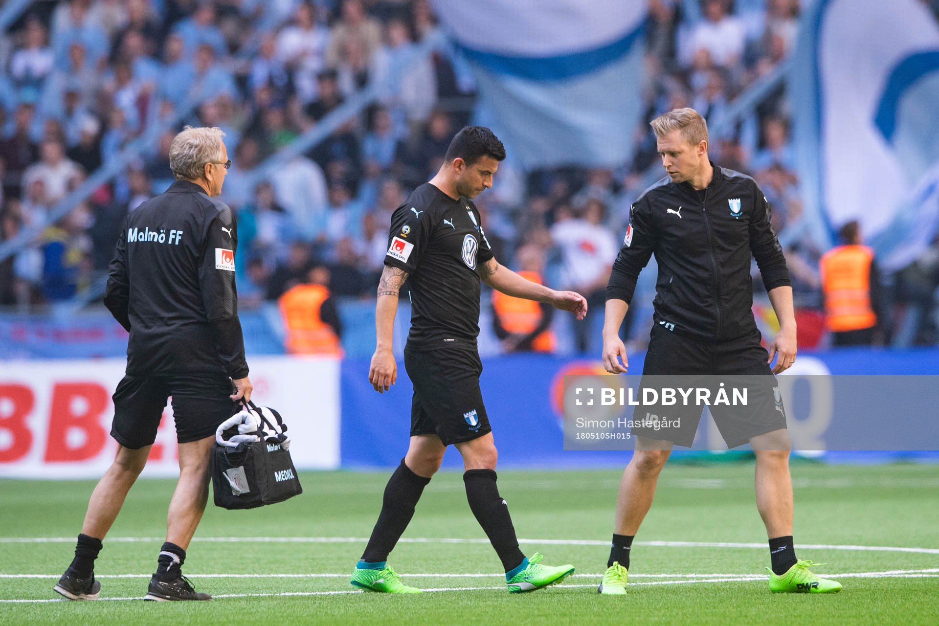 Malmö FFs Behrang Safari tvingas utgå