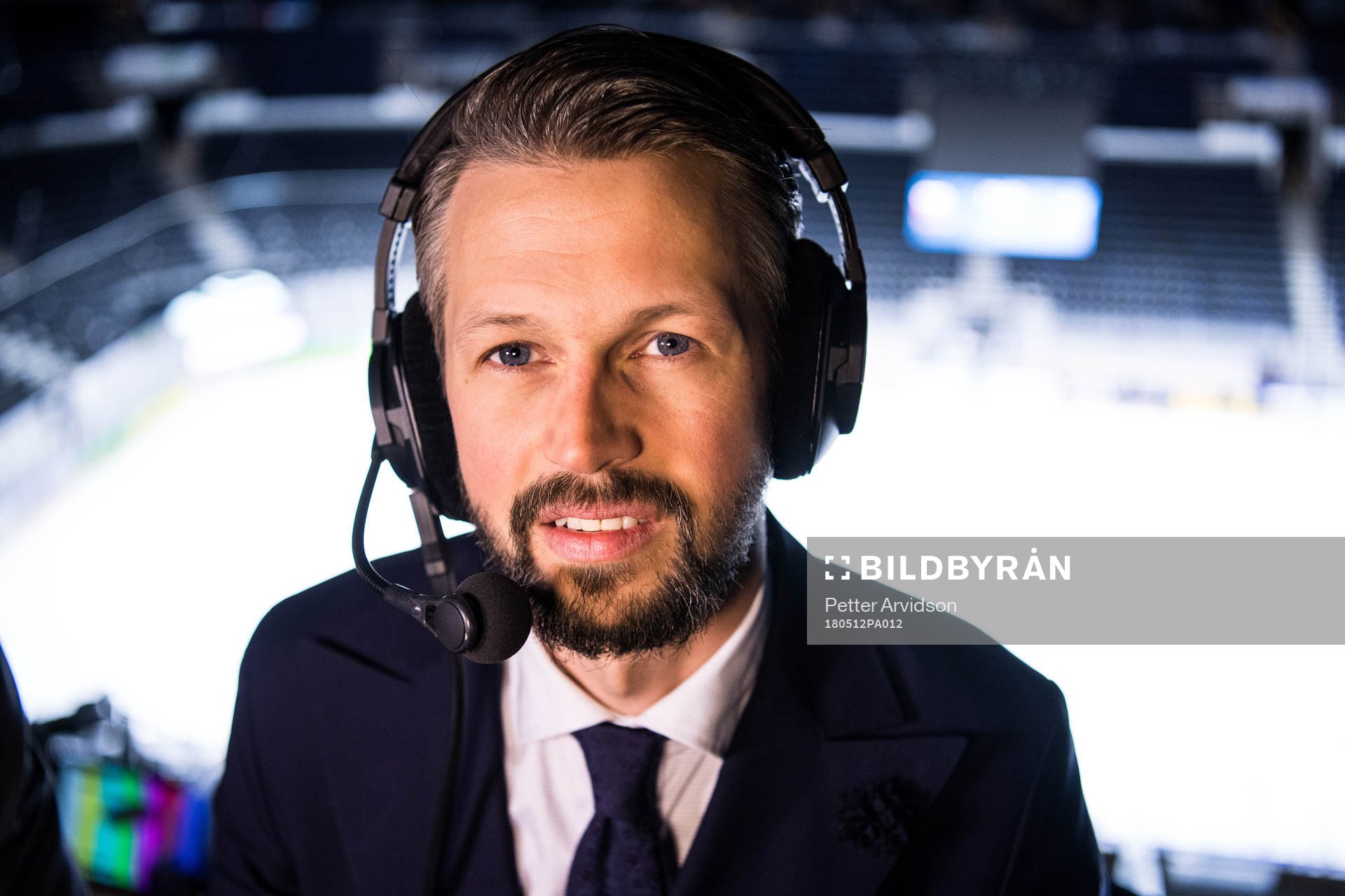 Viasats expertkommentator Rickard Wallin