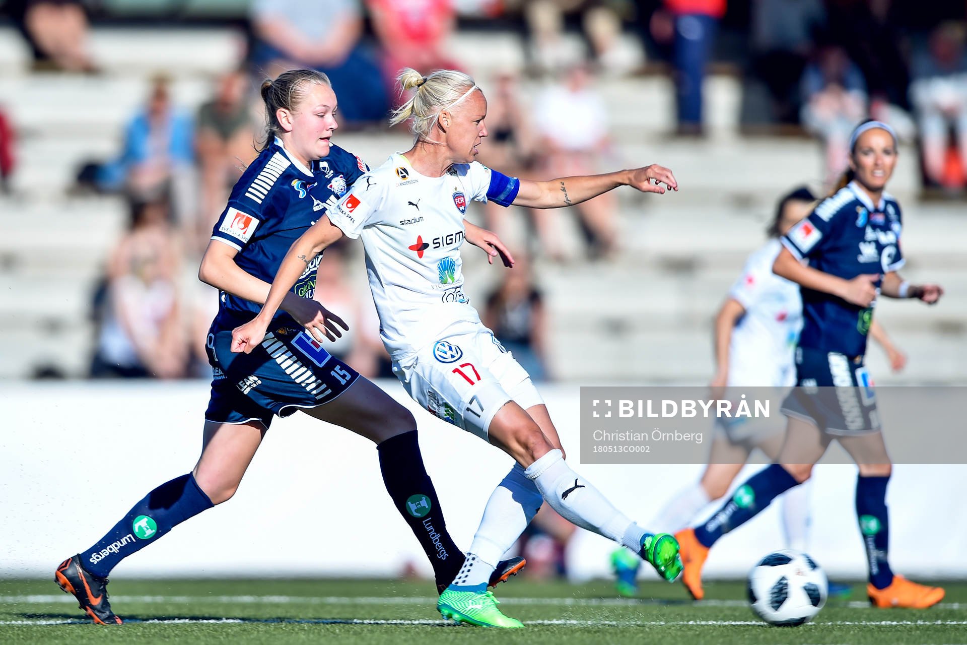 Linköpings Frida Leonardsen Maanum och Rosengårds