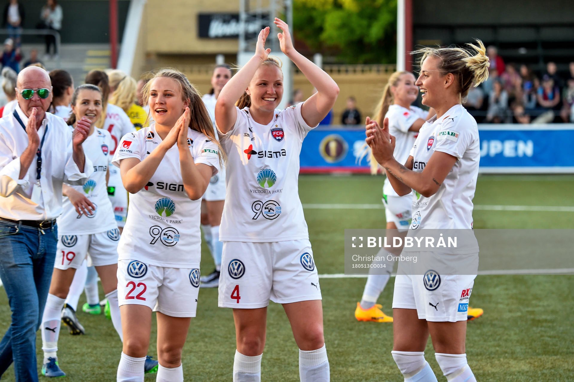Rosengårds Fiona Brown , Glodis Perla Viggosdottir och