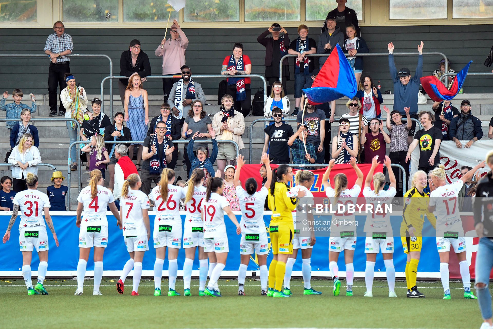 Rosengårds spelare jublar