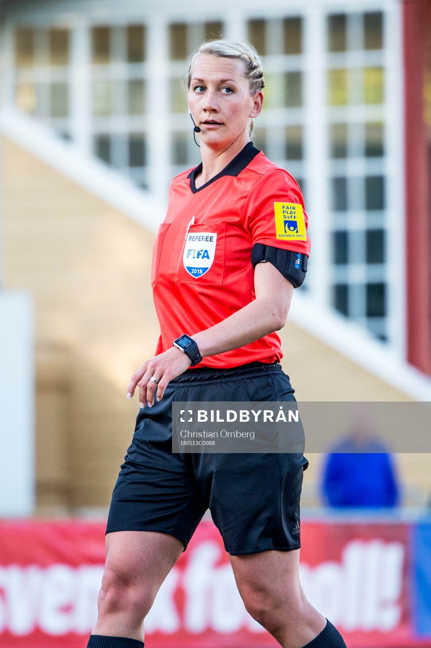 Domaren Tess Olofsson