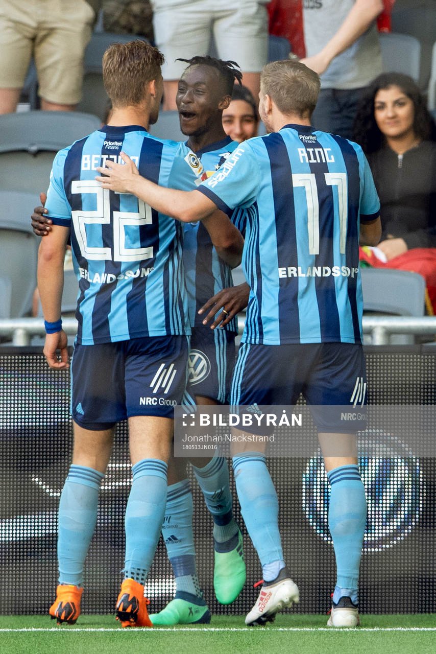 Djurgårdens Philana Tinotenda Kadewere jublar med