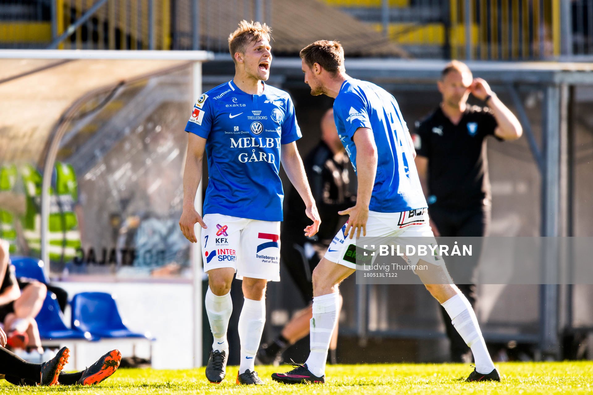 Trelleborgs Erik Andersson reagerar på ett domslut