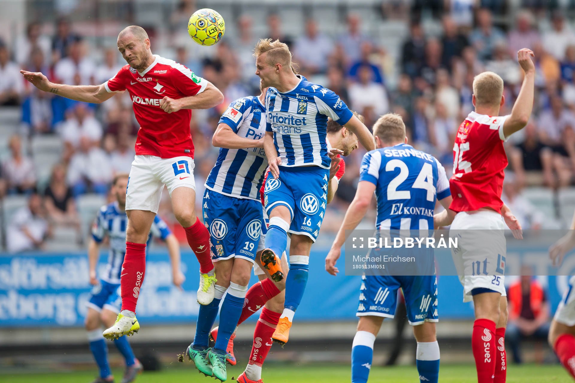IFK Göteborgs Gustav Engvall med en nick mot mål under fotbollsmatchen i allsvenskan mellan IFK Göteborg och Norrköping den 13 maj 2018 i Göteborg.
