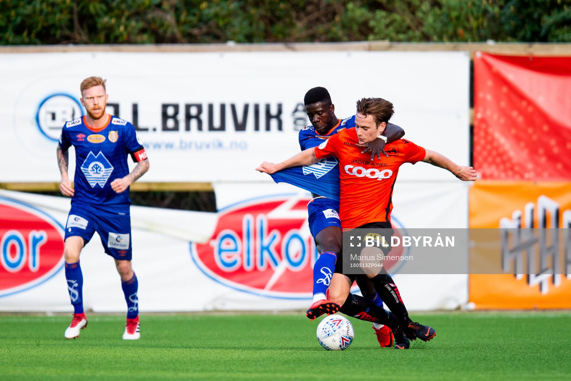 Pape Habib Gueye of Aalesund and Sondre Flem Bjørshol of