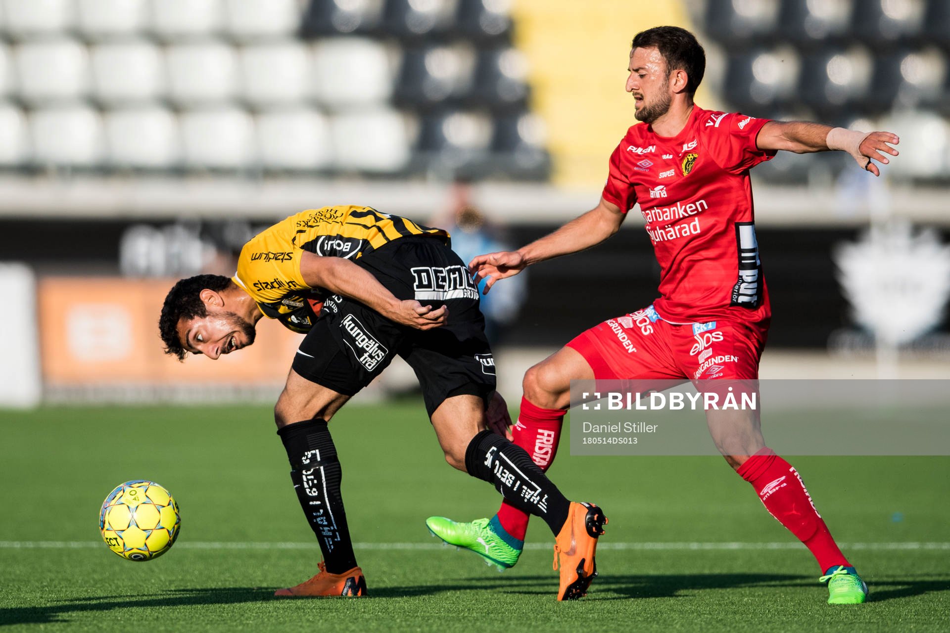 Häckens Daleho Irandust och Elfsborgs Robert Gojani