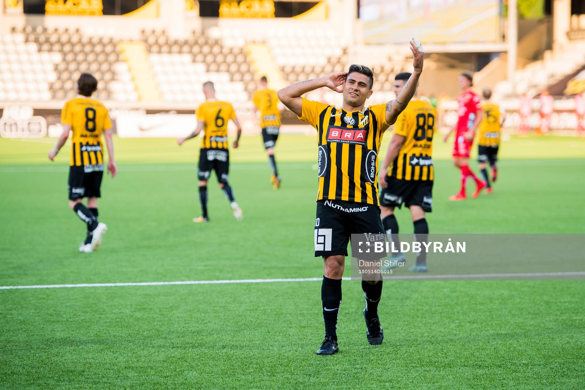 Häckens Paulinho jublar